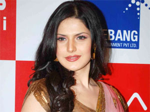 Zarine Khan refuses to do an item song with Vivek Oberoi for Salman Khan